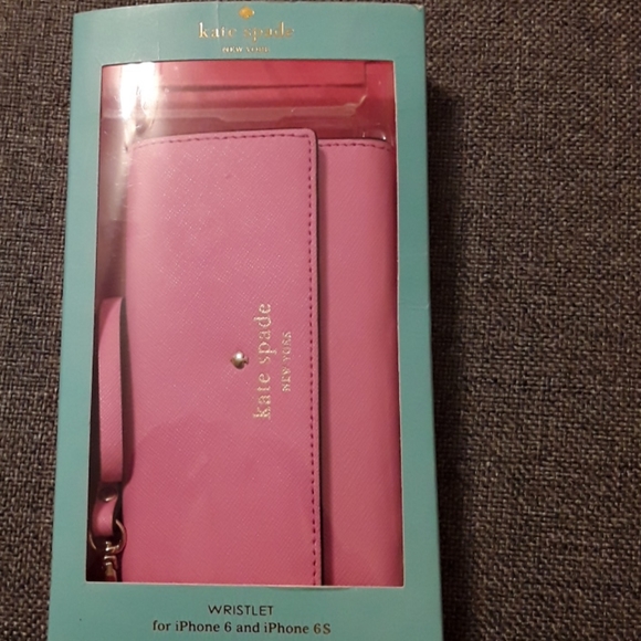 Kate spade wristlet - Picture 1 of 5